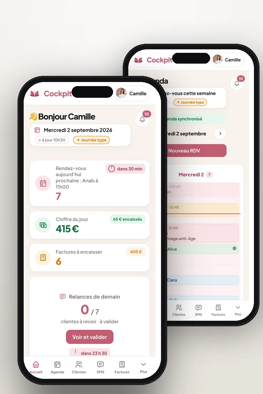 Le cockpit sur deux téléphones : l'accueil et l'agenda, comme une application